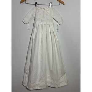 Rendezvous Inc Christening Gown Unisex White Embroidered Heirloom‎ Eyelet Lace